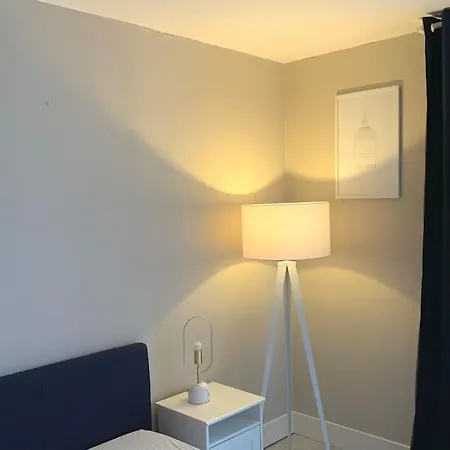 Apartment T2 Lespinet - - Parking Gratuit & Wifi *