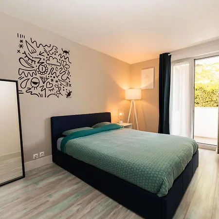 T2 Lespinet - - Parking Gratuit & Wifi * Toulouse